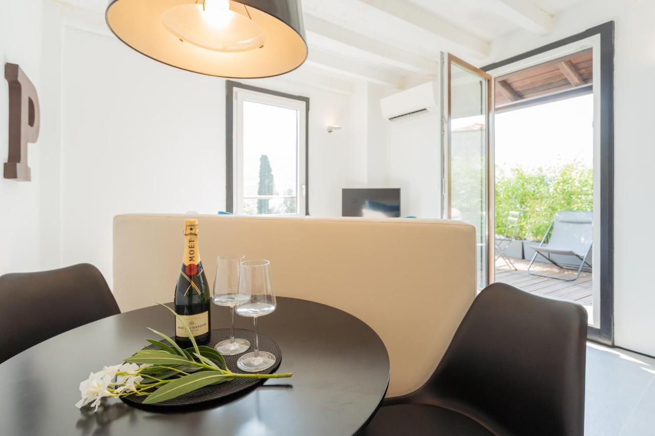 P Terrace - Lake View By Rent All Como Apartment ลาโญ ภายนอก รูปภาพ